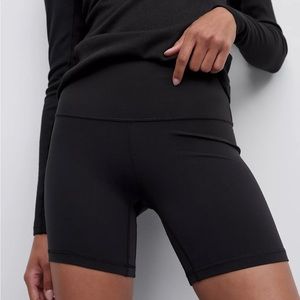 Lululemon black align biker shorts